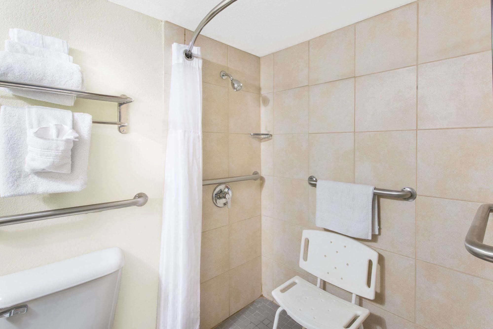 Ramada By Wyndham Albuquerque East Hotel Luaran gambar