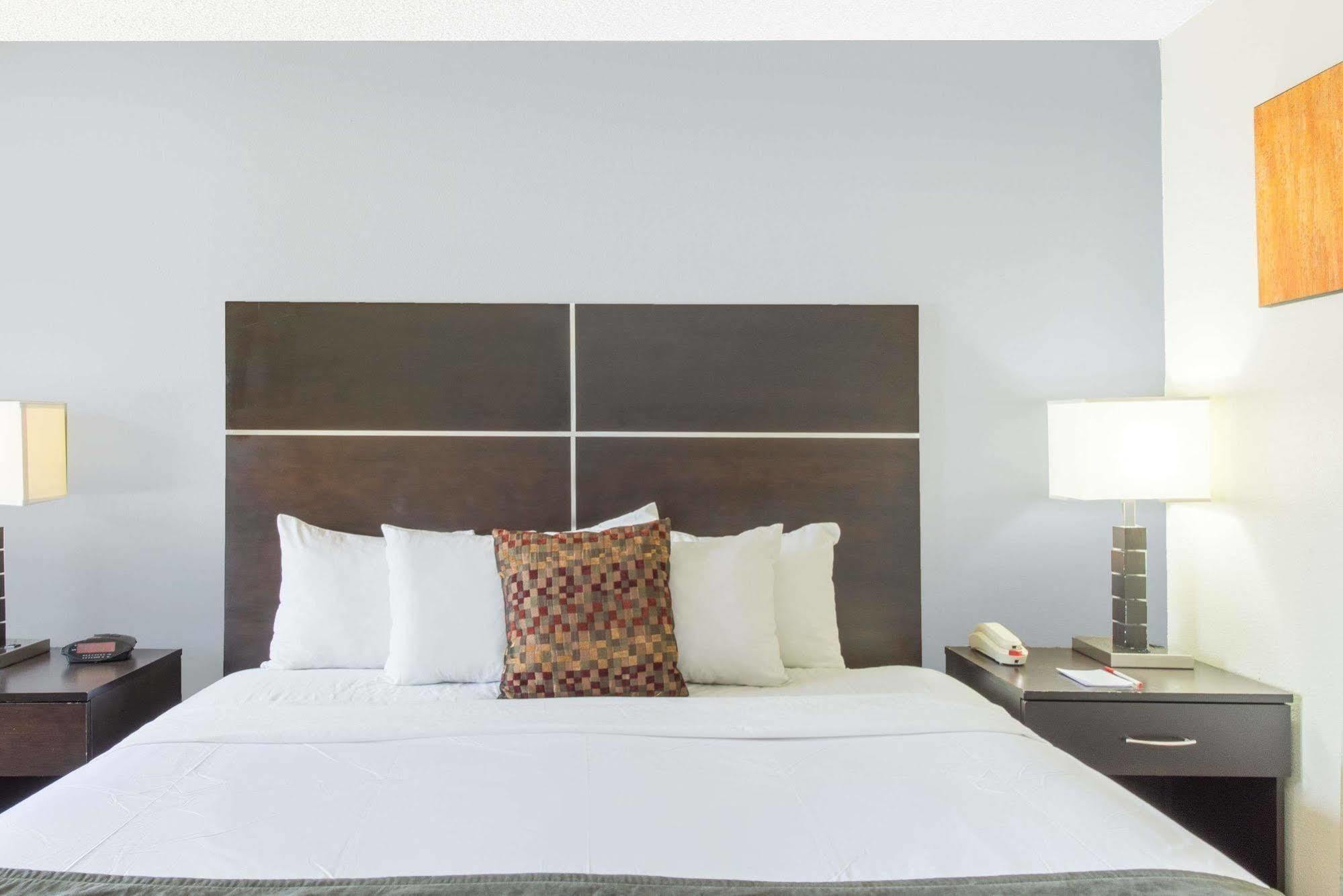 Ramada By Wyndham Albuquerque East Hotel Luaran gambar